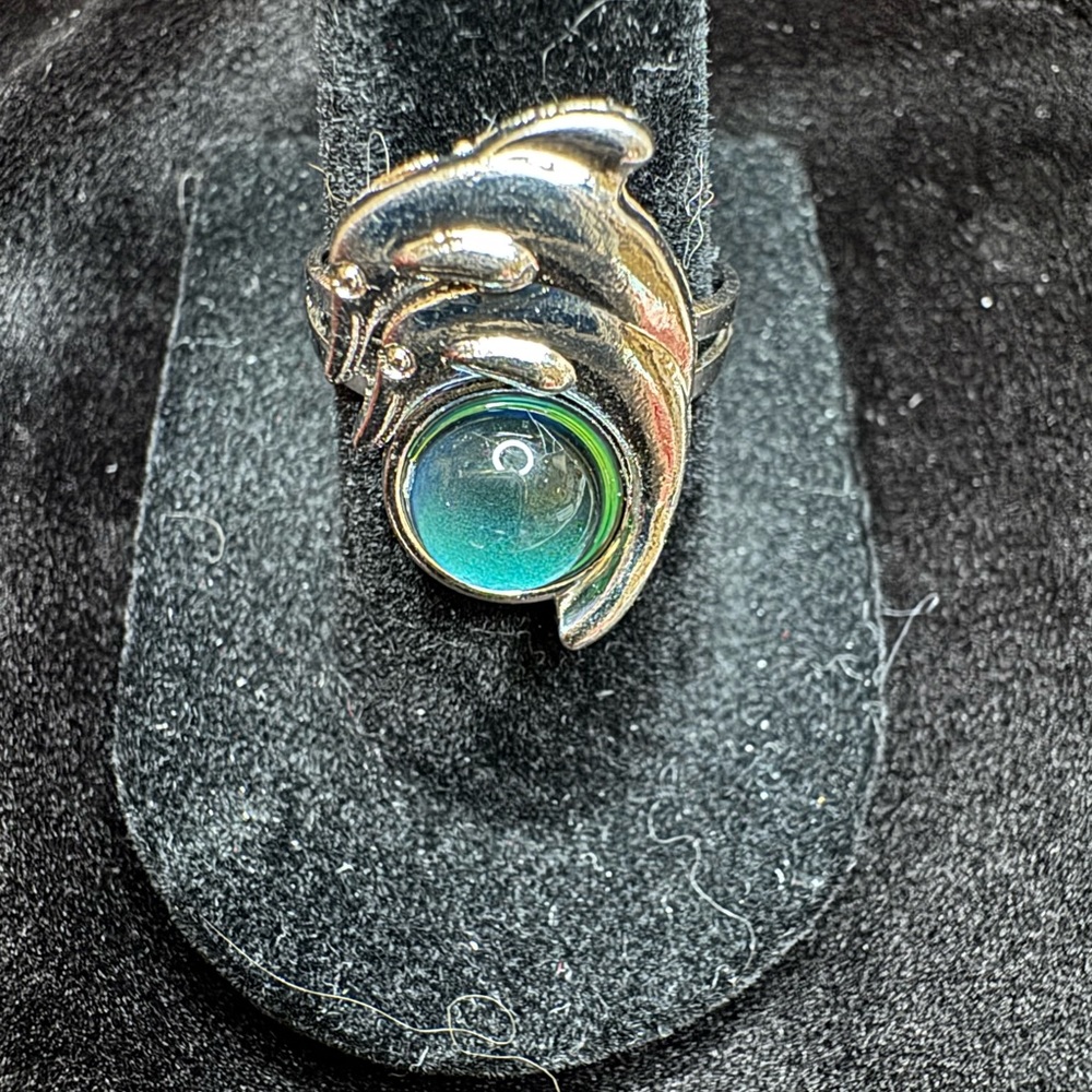 Mood Ring - Picture 1 of 2